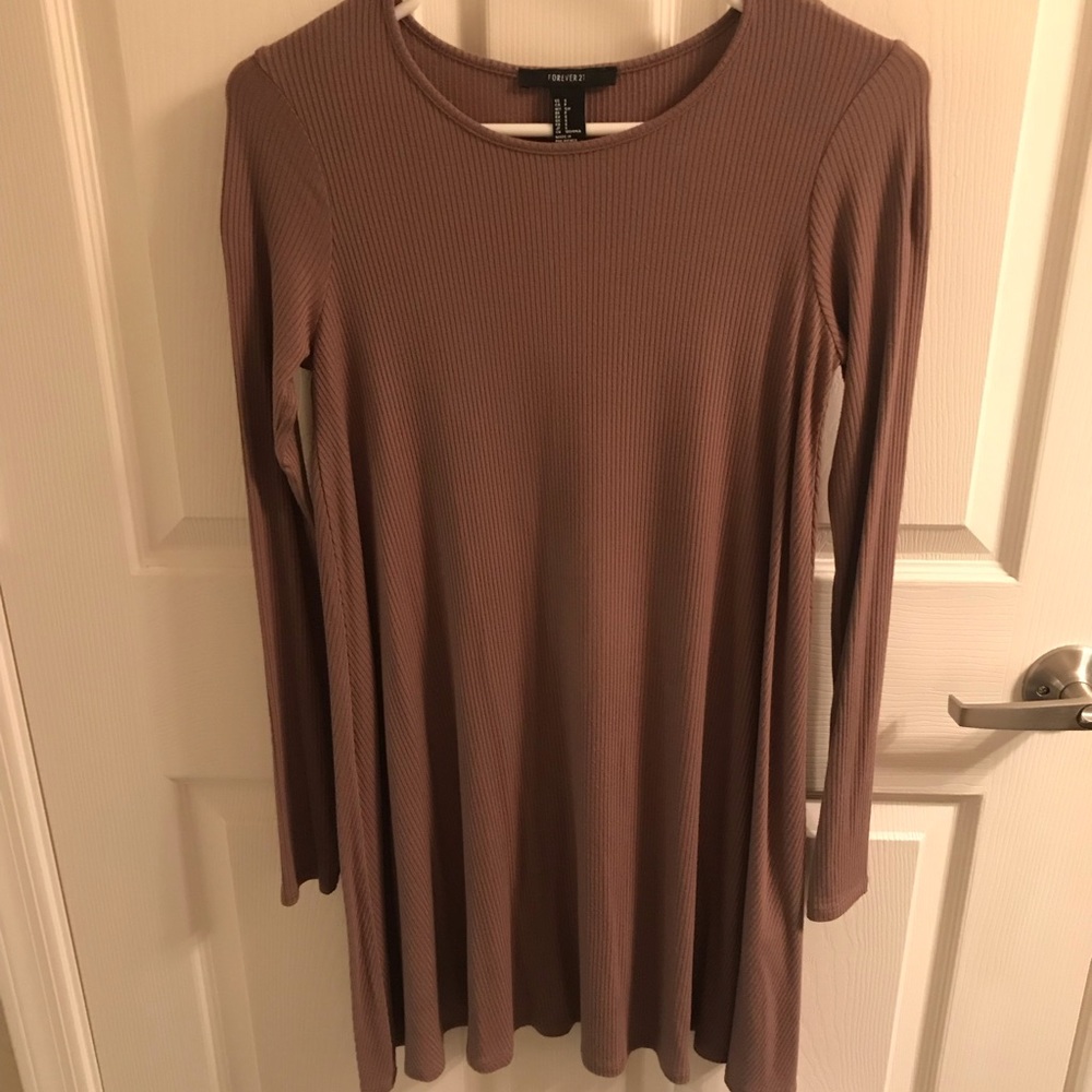 Brown long sleeve dress